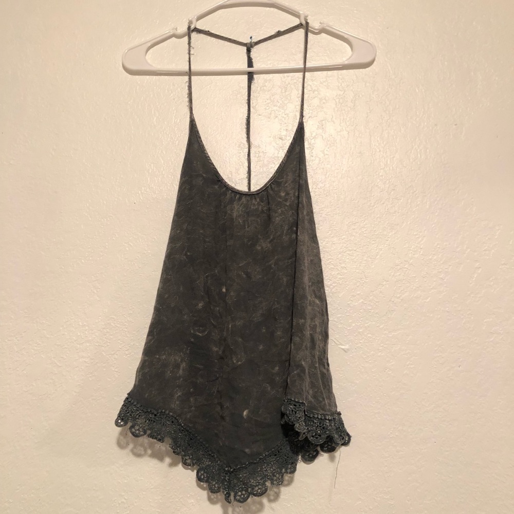 T-string tank top